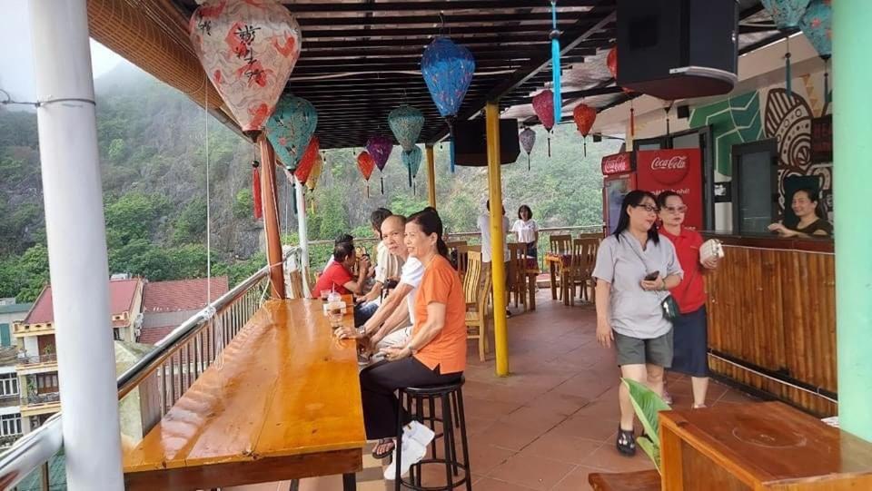 Phong Nha Jasmine Hostel & Roof Top Bar Eksteriør billede