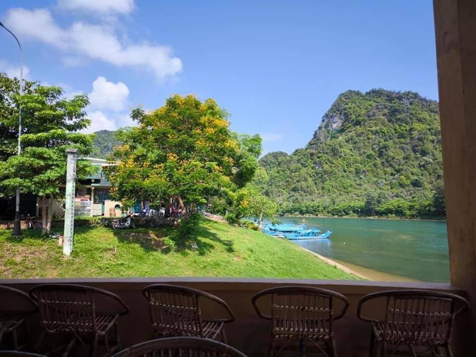Phong Nha Jasmine Hostel & Roof Top Bar Eksteriør billede