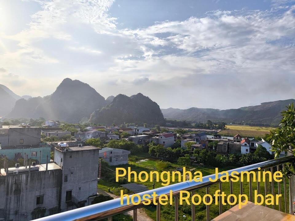 Phong Nha Jasmine Hostel & Roof Top Bar Eksteriør billede