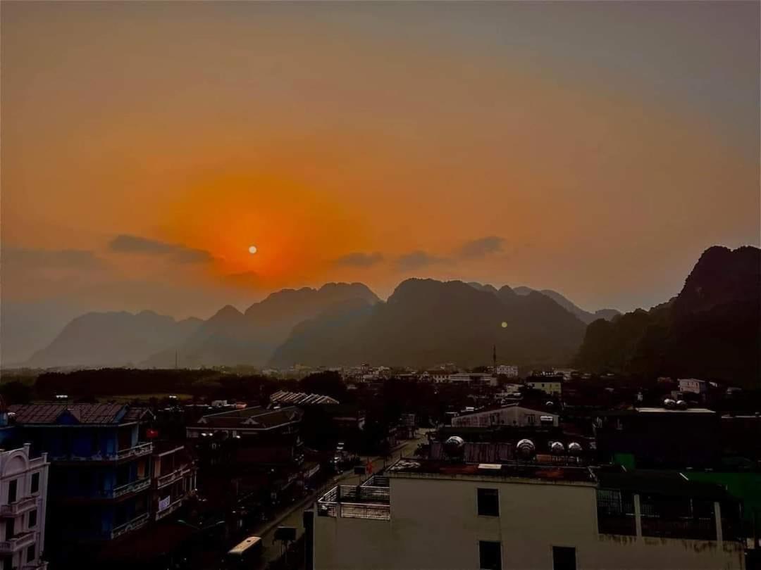 Phong Nha Jasmine Hostel & Roof Top Bar Eksteriør billede
